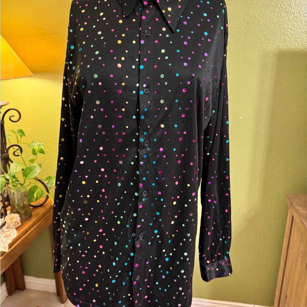 Colorful Polka Dot Button-Up Shirt - Picture 6 of 9
